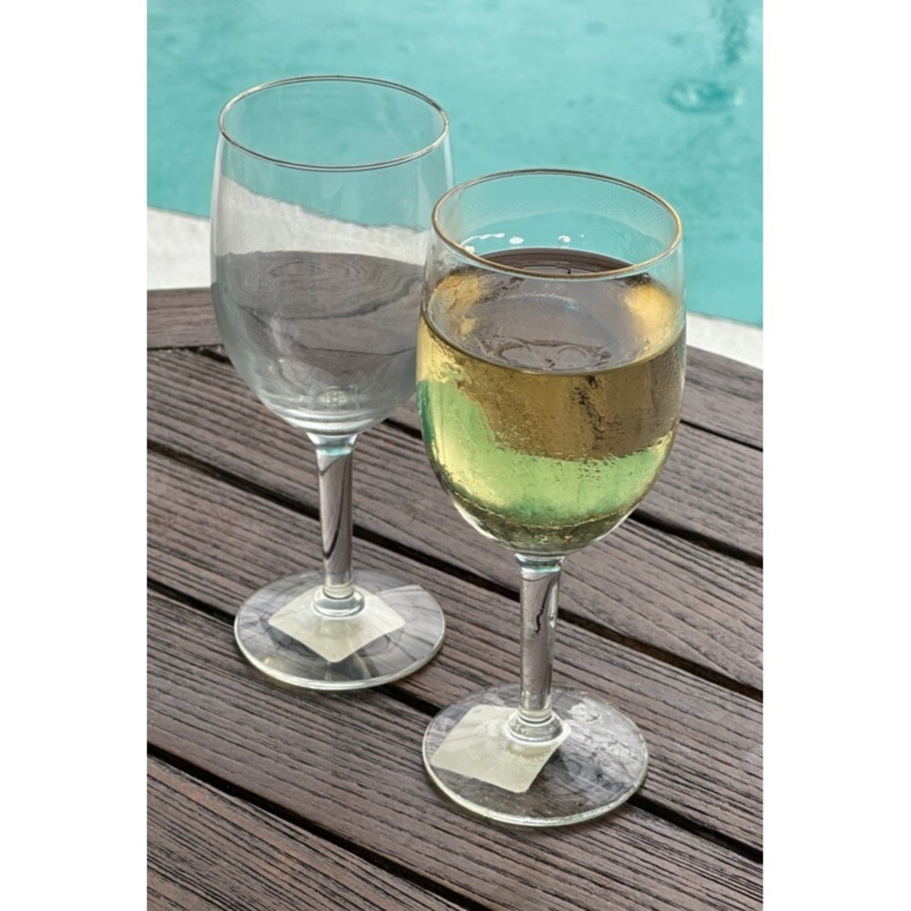 10 oz Clear Wine Glasses w/Gold Trim, 7.5"-Subtle Gold Bead Rim-NEW